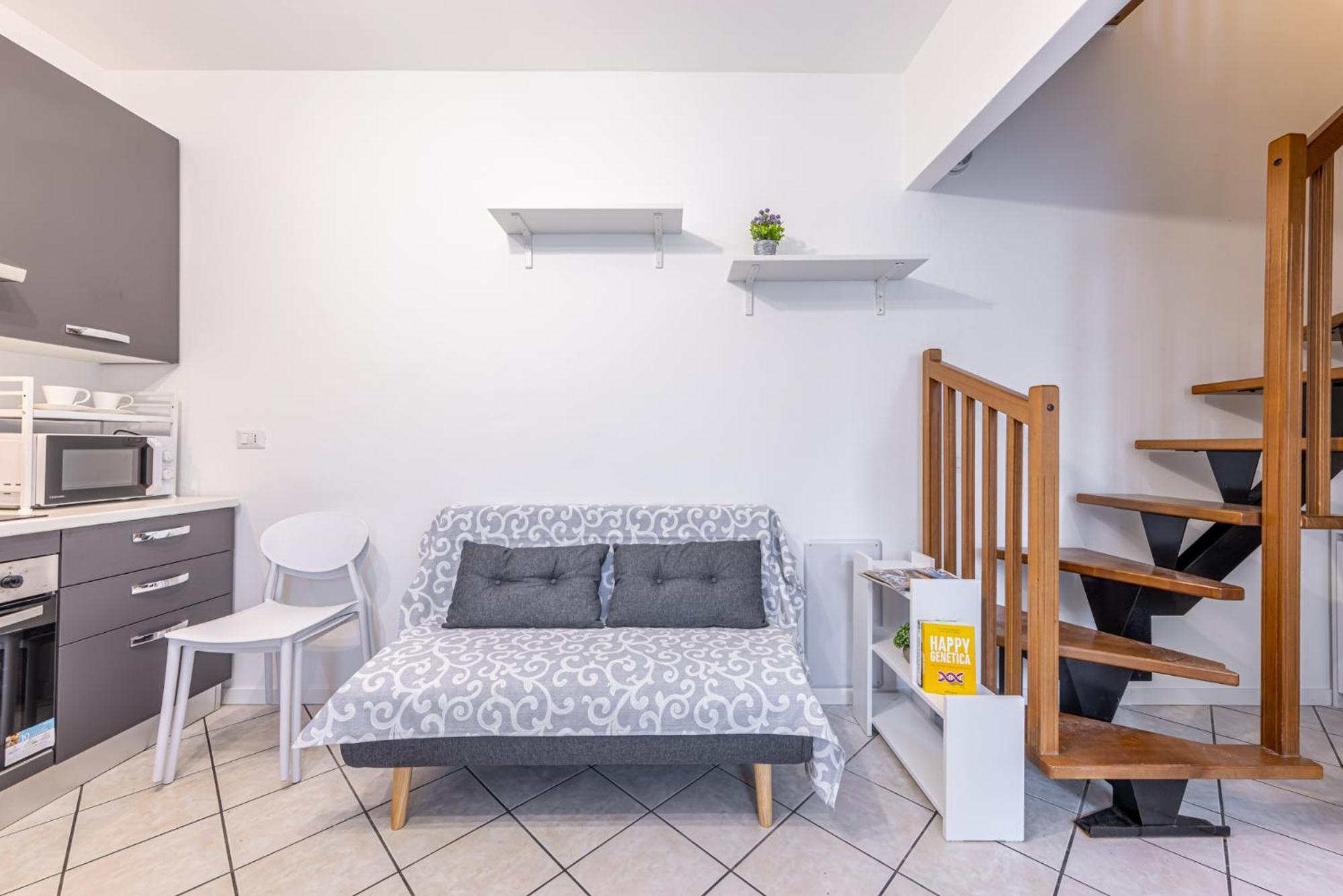 Gallarate Central Suite ภายนอก รูปภาพ