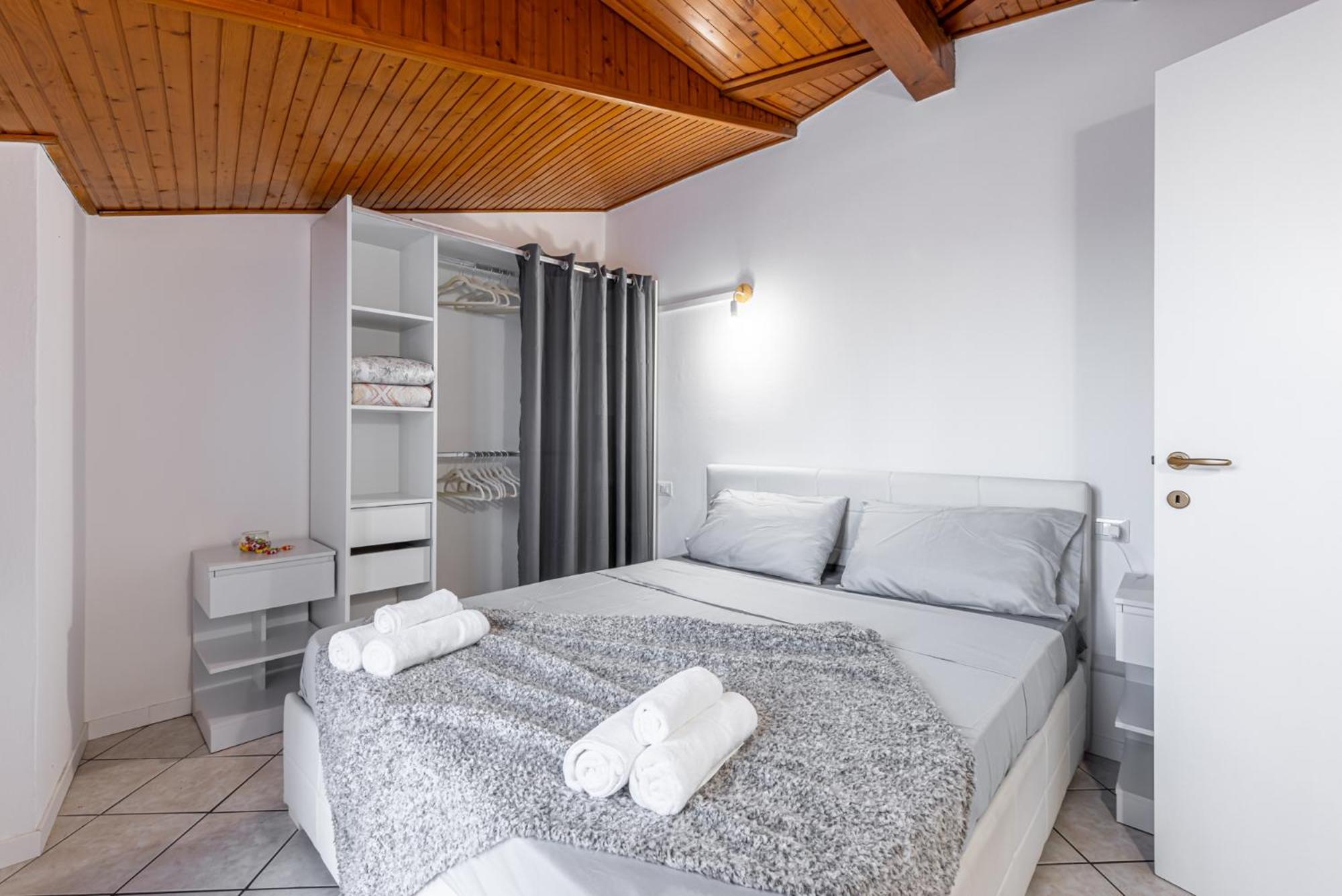 Gallarate Central Suite ภายนอก รูปภาพ
